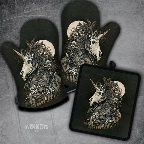 Unicorn Skull Oven Mitts & Potholder Set HN